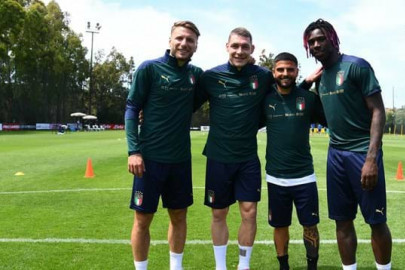 Qual é a chuteira mais usada pela seleção italiana?